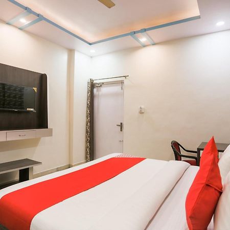 Super Collection O Nimisha Jail Rd Hotel Sitapur  Exterior photo