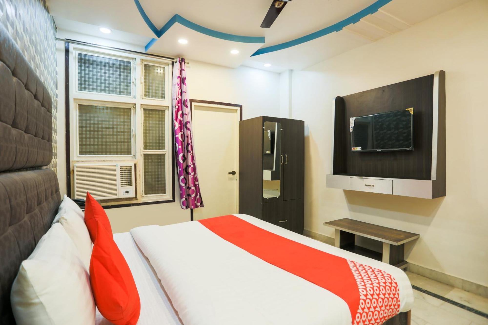 Super Collection O Nimisha Jail Rd Hotel Sitapur  Exterior photo
